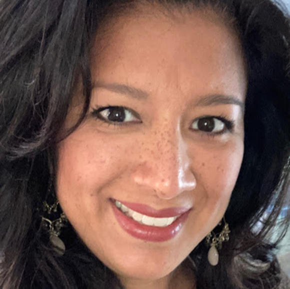 Profile Picture of Helen Guggino (@hguggino) on Poshmark