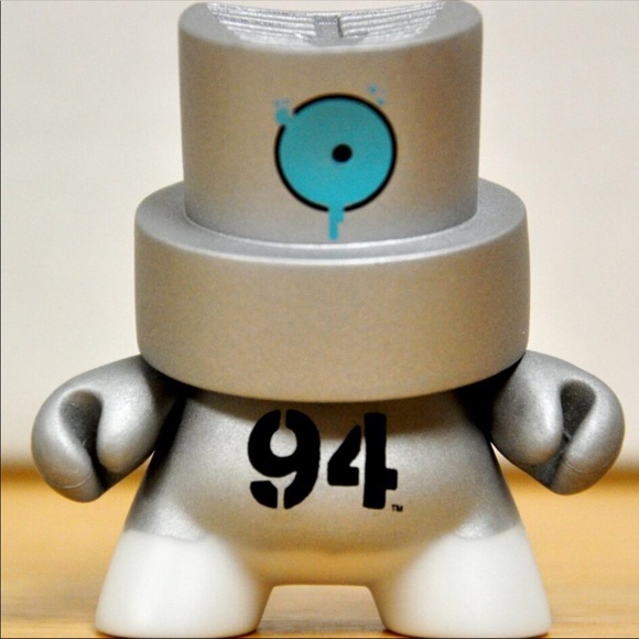 Profile Picture of Guillermo Hernandez (@memo0327) on Poshmark