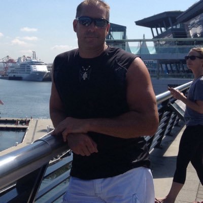 Profile Picture of James Klassen (@jamesklassen14) on Twitter