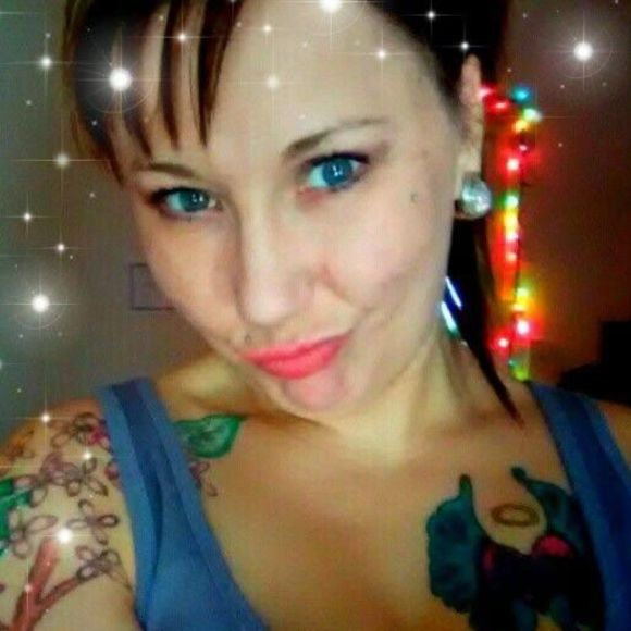 Profile Picture of Zina Mieszkuc (@zmieszkuc) on Poshmark