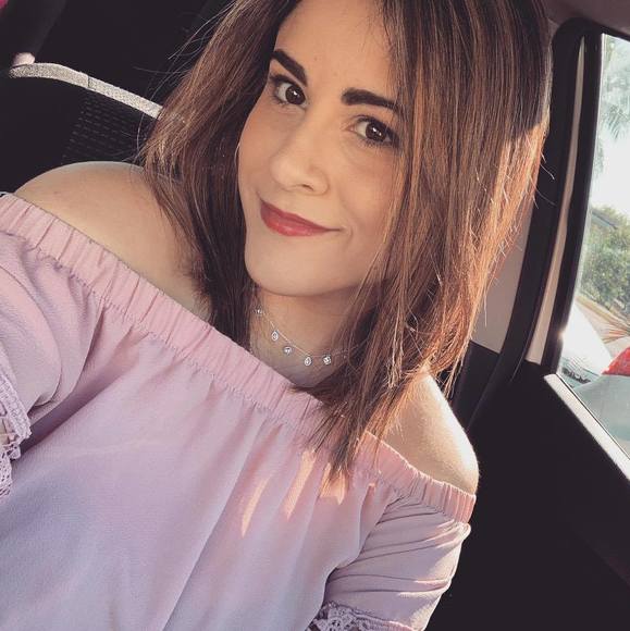 Profile Picture of Daniela Rubio (@danrubioo) on Poshmark