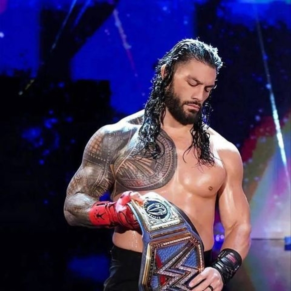 Profile Picture of Camaja Camaja (@camajaj228) on Poshmark