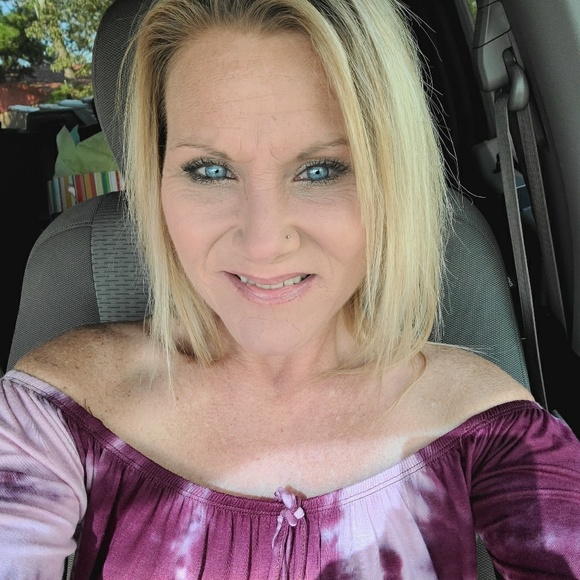 Profile Picture of Sabrina Schaffer (@brina1975) on Poshmark