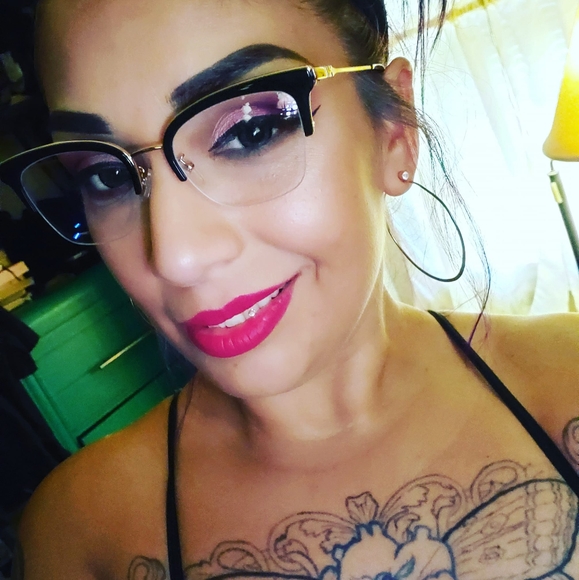 Profile Picture of Eva Mcgee (@camrenisabel154) on Poshmark
