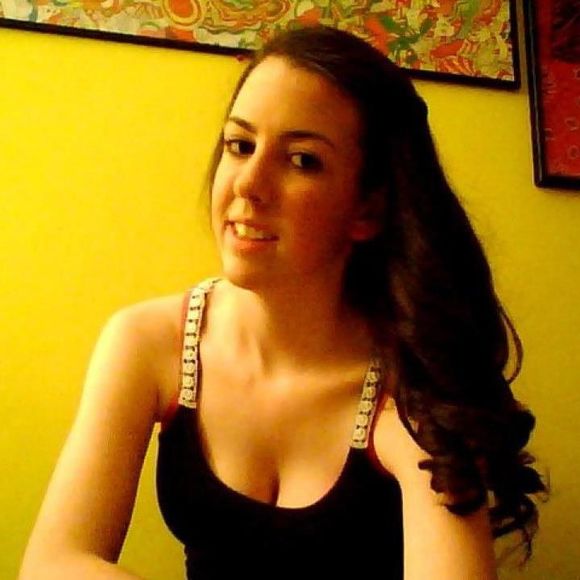 Profile Picture of Katherine Quinn (@katherinequi465) on Poshmark