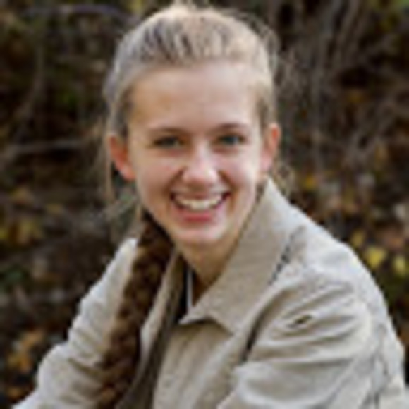 Profile Picture of Emma Ruby (@emmaleearuby) on Poshmark