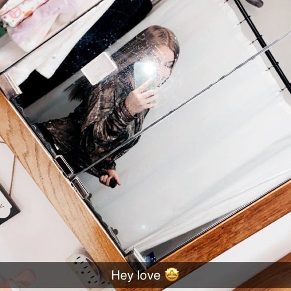 Profile Picture of Maddison Leshko (@maddisonleshko) on Poshmark