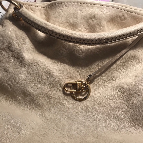 Profile Picture of Patricia Gottsacker (@gottboyle) on Poshmark