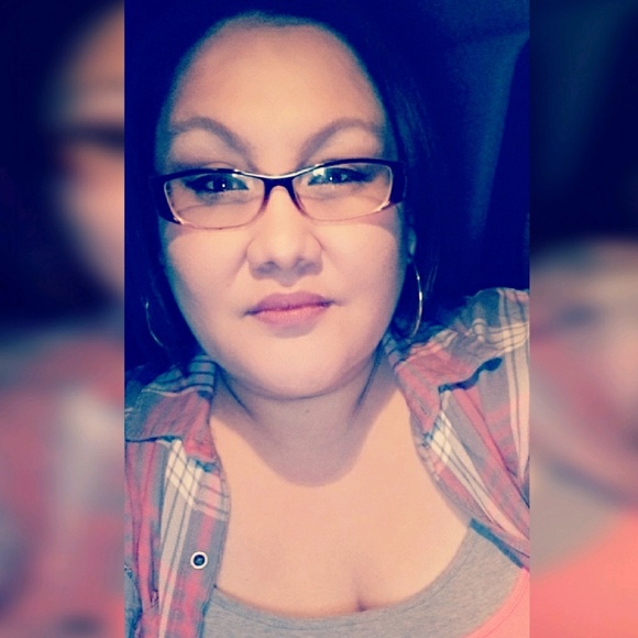 Profile Picture of Roberta Lilley (@bertadawn) on Poshmark