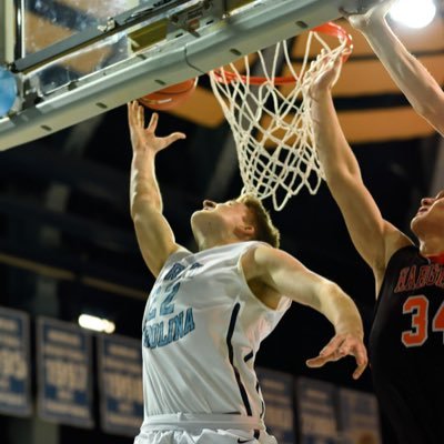 Profile Picture of Devin Dukes (@devindunkes) on Twitter