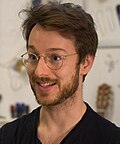 Profile Picture of Oliver Beer (artist) - Wikipediaon Wikipedia