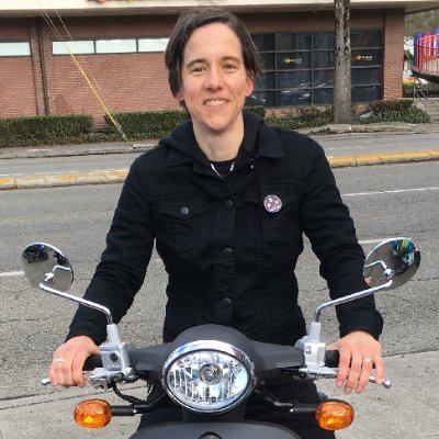 Profile Picture of Amber Roy (@amberroyVR) on Twitter