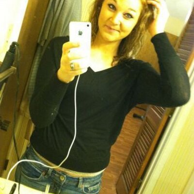 Profile Picture of Celia Franks (@@CeliaFranksKq1V) on Twitter