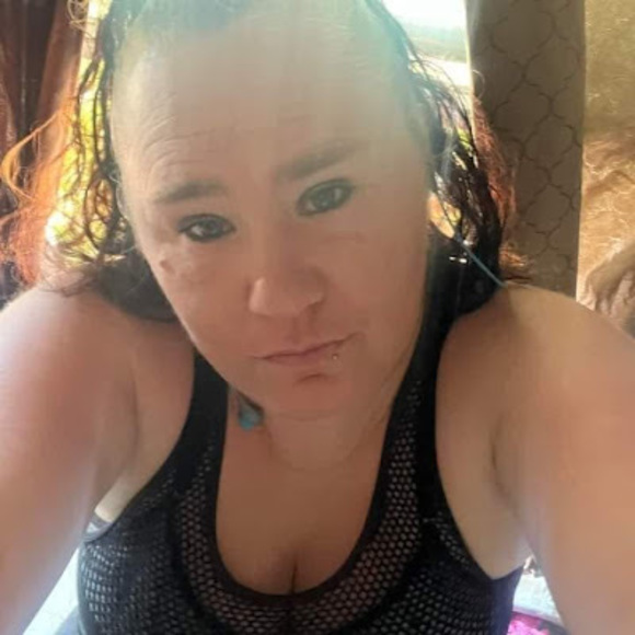 Profile Picture of Dawn Campbell (@dawncampbell372) on Poshmark