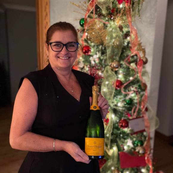 Profile Picture of Guylaine Simard (@guylainesima852) on Poshmark