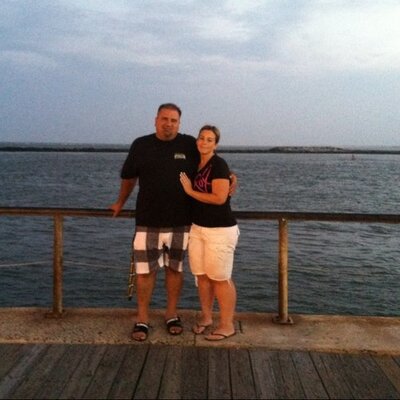 Profile Picture of Howie Moore (@chrissyhowie) on Twitter