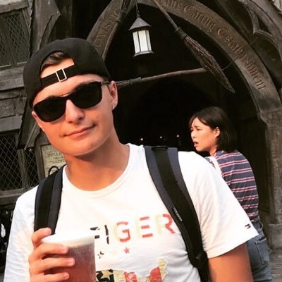 Profile Picture of Charles B. McBride (@charlz_mCbride) on Twitter