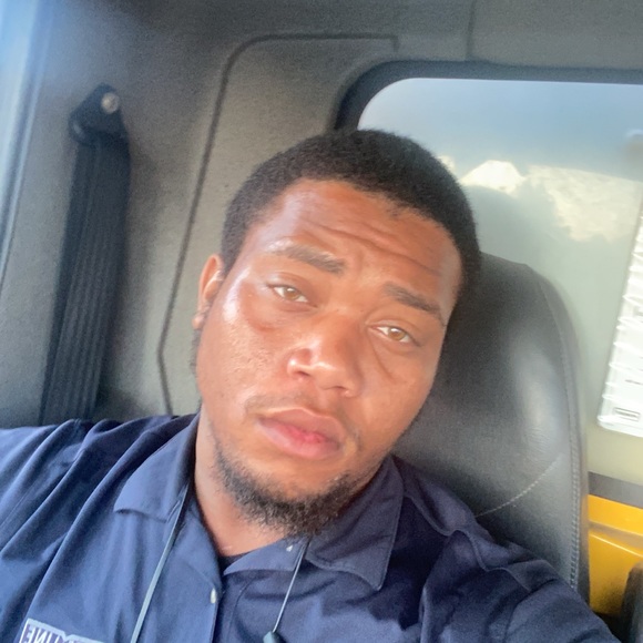 Profile Picture of George Alexander (@georgealexan149) on Poshmark