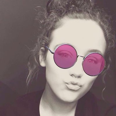 Profile Picture of Olivia Hale (@oliviahale513) on Twitter