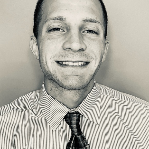 Profile Picture of Richard Ellstrom (@gkcogrichie) on Poshmark