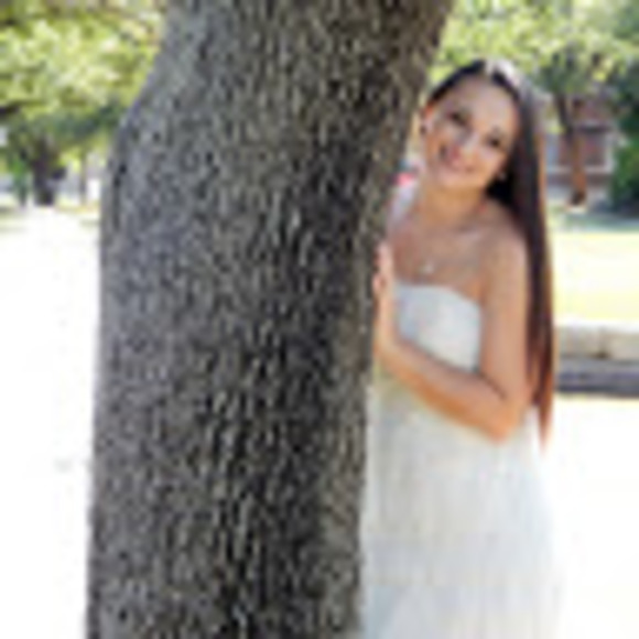 Profile Picture of Michaela Havner (@havnerm1499) on Poshmark