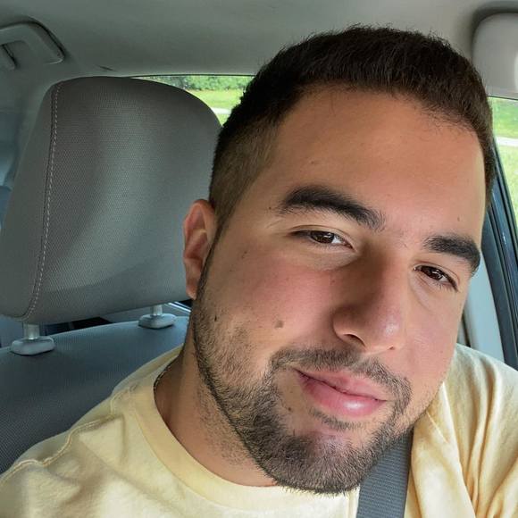 Profile Picture of John Verburg (@jhonverburg) on Poshmark