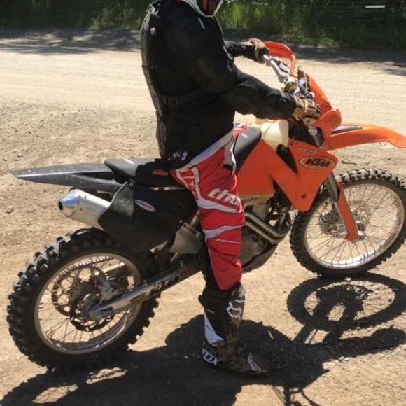 Profile Picture of Eugenio Hernandez (@chorizotepa) on Poshmark