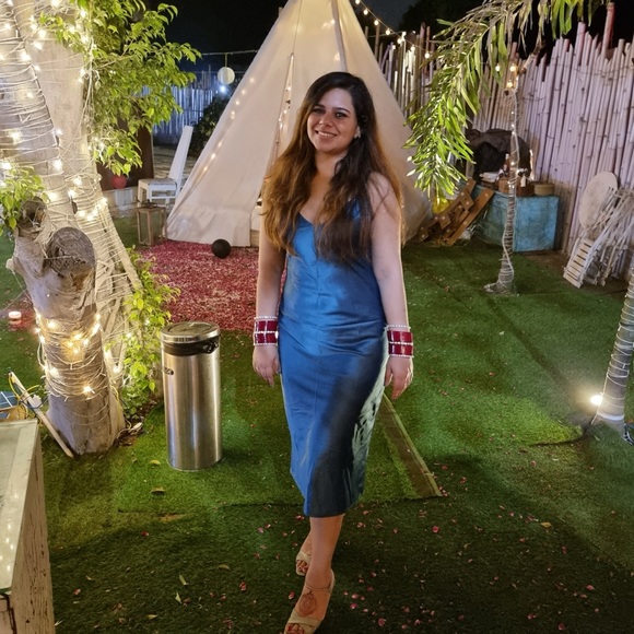 Profile Picture of Reena Gupta (@reenagupta209) on Poshmark