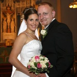 Gina Perry - Myspace Profile Picture of Gina Perry (@curtog) on Myspace