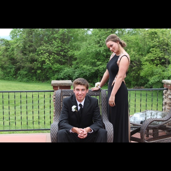 Profile Picture of Rachel Klecka (@rachelklecka) on Poshmark