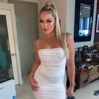 Profile Picture of Alexis (@Alexis_Texas) on Twitter