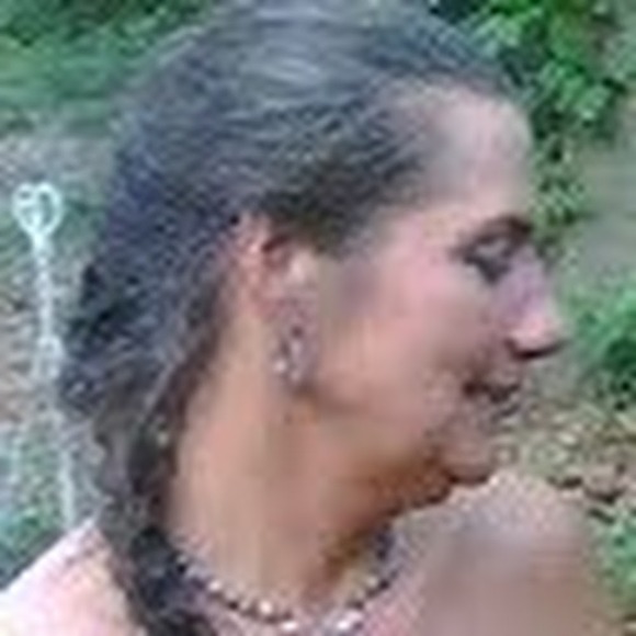 Profile Picture of Kim Parham (@twomoons1961) on Poshmark