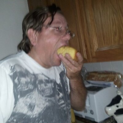 Profile Picture of John Ponder (@pondermanlive) on Twitter