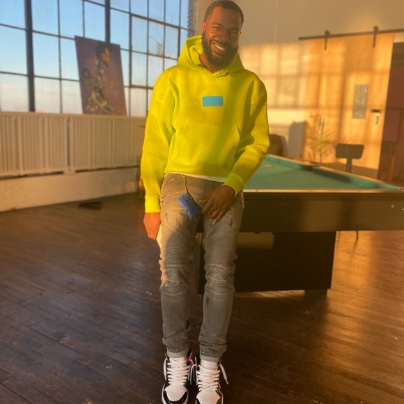 Profile Picture of Eric Mcmillon (@eric_rogers29) on Poshmark