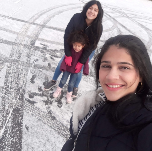 Profile Picture of Karelys Gonzalez (@karelysg) on Poshmark