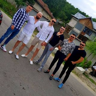 Iulian Popa - Facebook Profile Picture of Iulian Popa (@mihaidraco) on Facebook