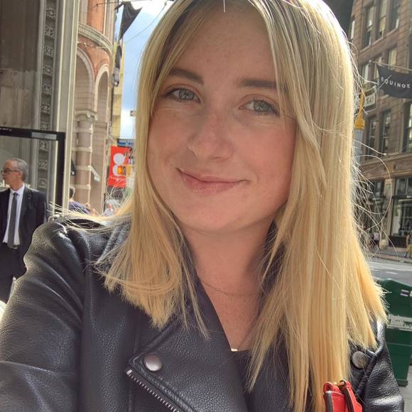 Ciara Lydon - Poshmark Profile Picture of Ciara Lydon (@ciaraly11999) on Poshmark