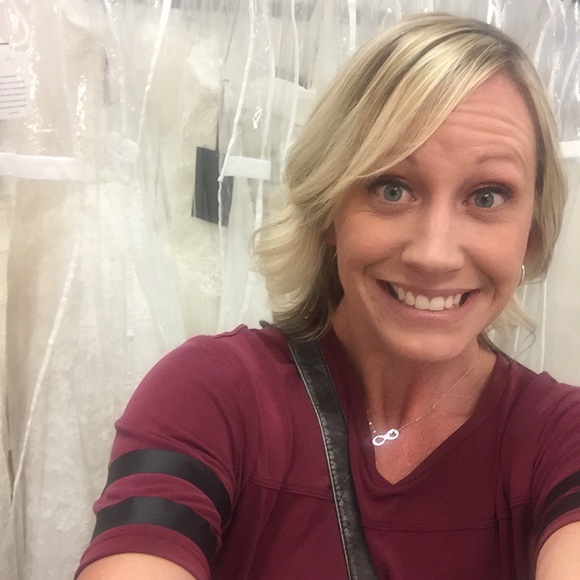 Profile Picture of Kendra Passmore (@kjrj22) on Poshmark