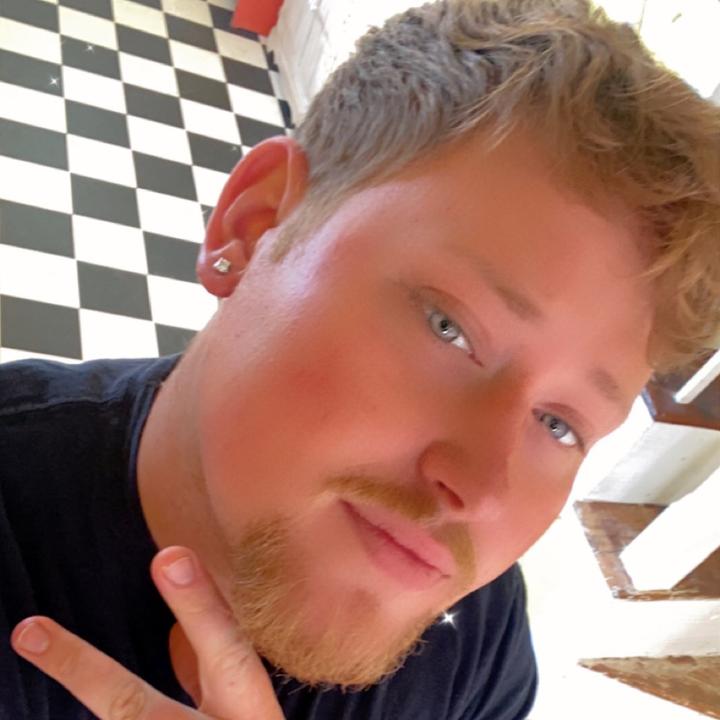 Profile Picture of Justin Hudnall329 (@justinhudnall01) on Tiktok