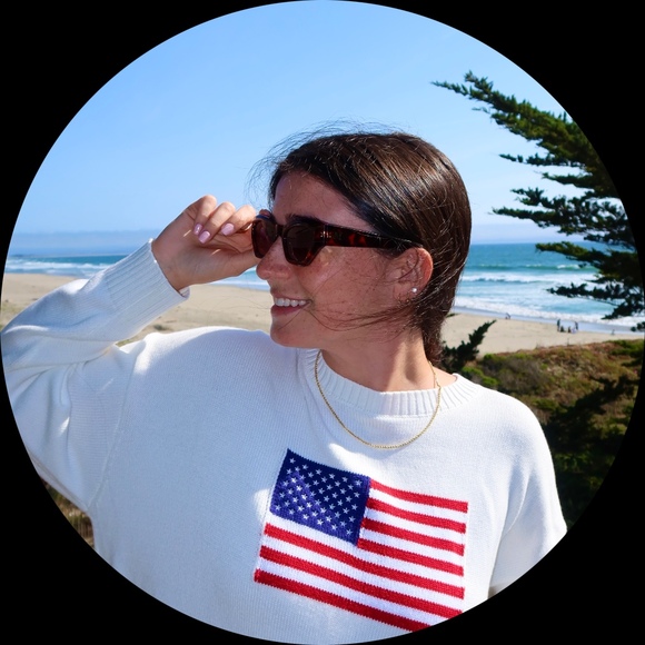 Profile Picture of Faith Varella (@faithhhie) on Poshmark