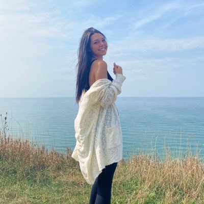 Profile Picture of Michaela Connors (@MichaelaConno13) on Twitter