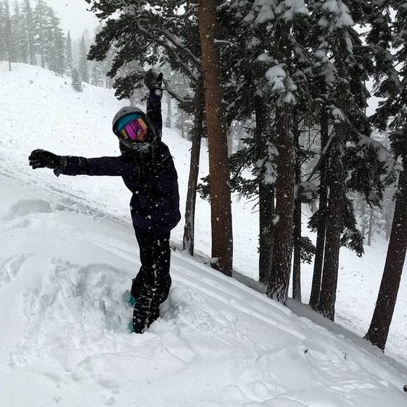 Profile Picture of Iveta Vasileva (@ivetta88) on Poshmark