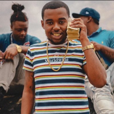 Profile Picture of Alexander McGill (@princee_charmzz) on Twitter