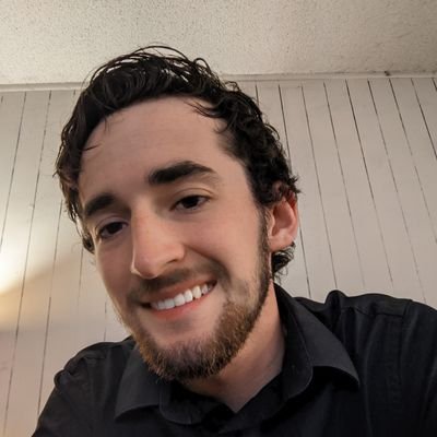 Profile Picture of Chris Lavell (@ChrisL0119) on Twitter