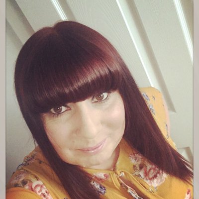 Profile Picture of Carol Griffiths (@Cazzles83) on Twitter