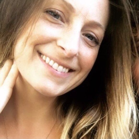 Profile Picture of Sara Negrette (@saranegrette) on Poshmark