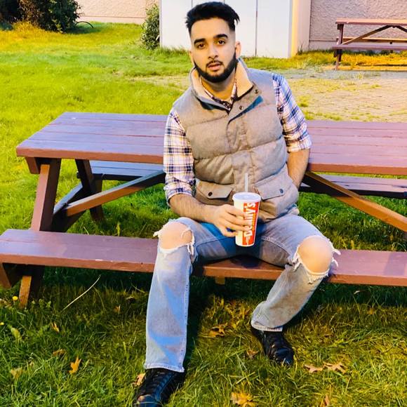 Profile Picture of Kamal Virk (@imkamalvirk) on Poshmark