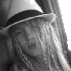 Profile Picture of Hannah Horton (@sxxy_kitty12335) on Twitter