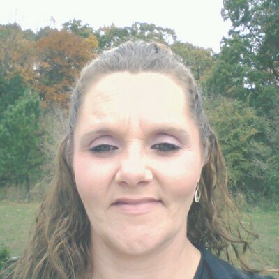 Profile Picture of April Sims (@@aprilsims49) on Twitter