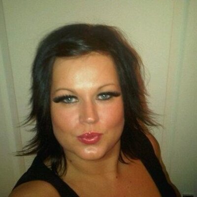 Profile Picture of Lora Hood (@HoodLora) on Twitter